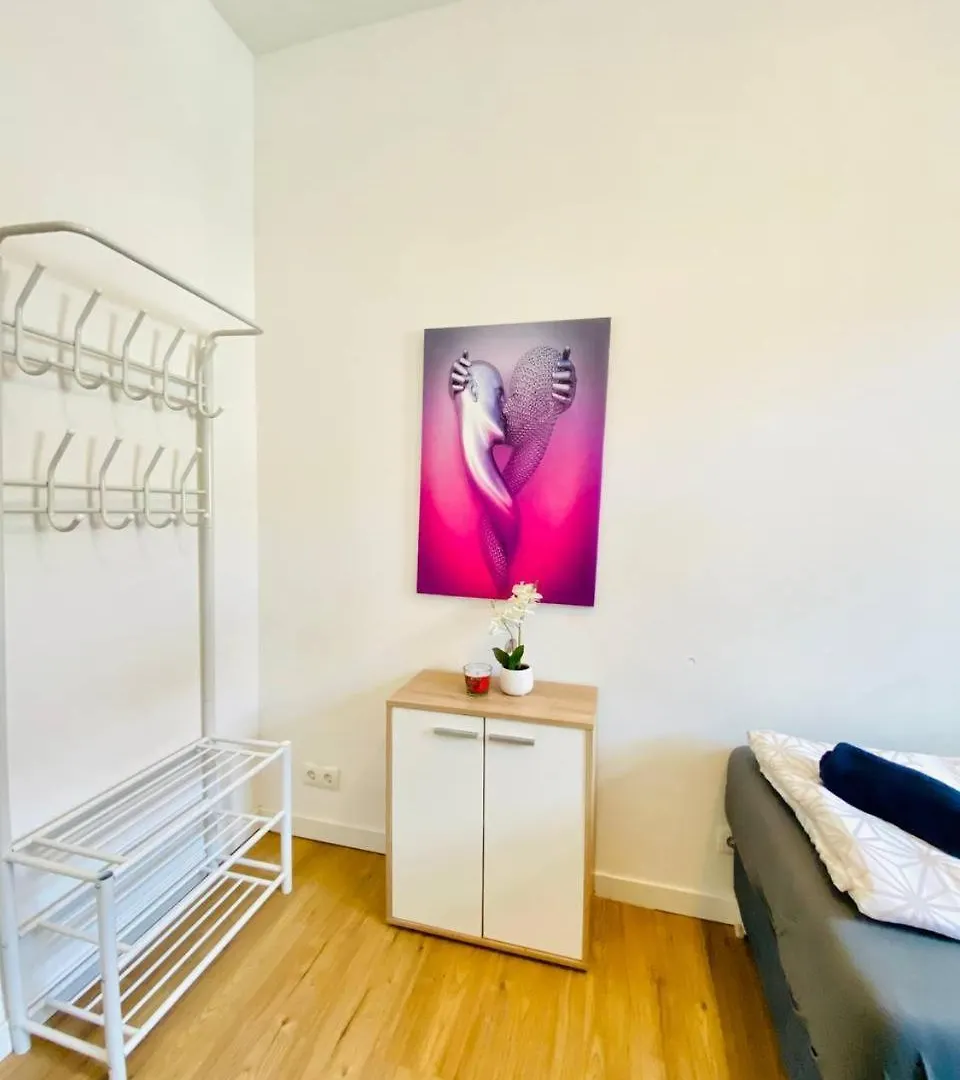 Homestay Comfort Room In Floridsdorf Area Sd Vienna